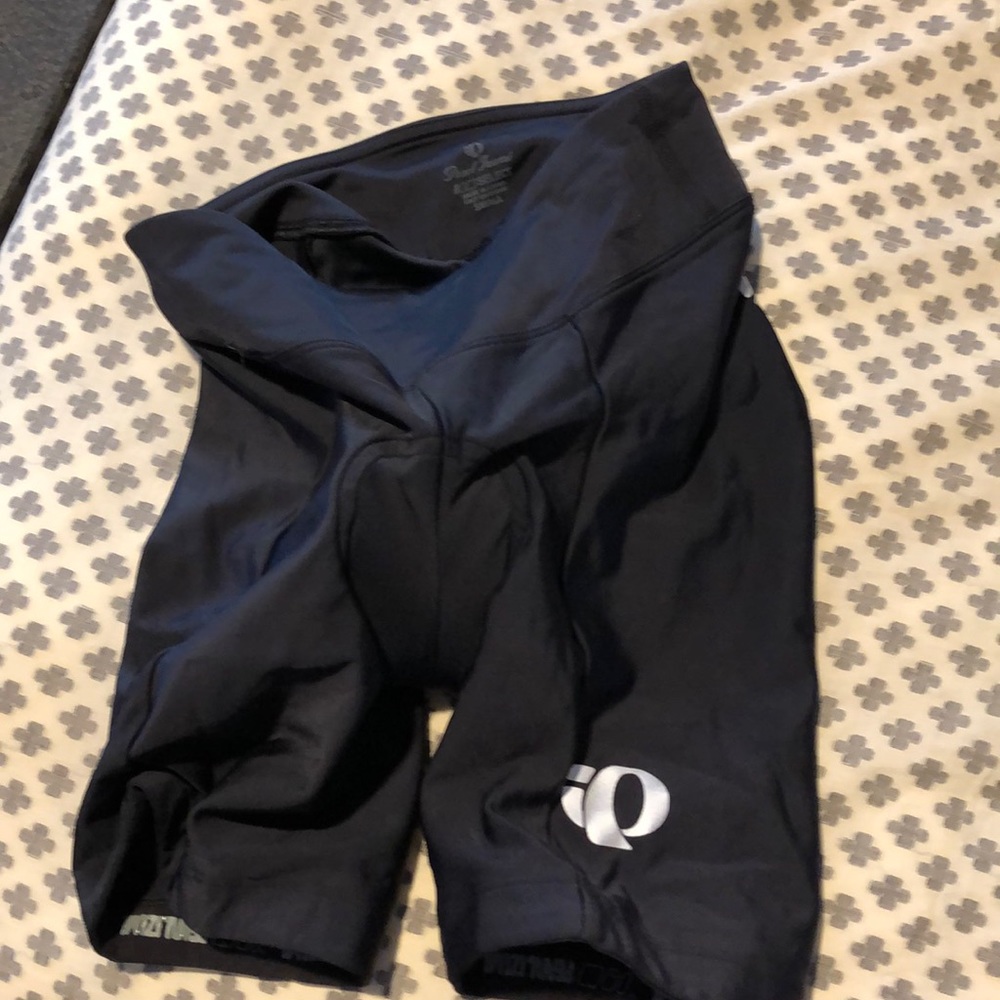 Pearl Izumi Small Biking Shorts